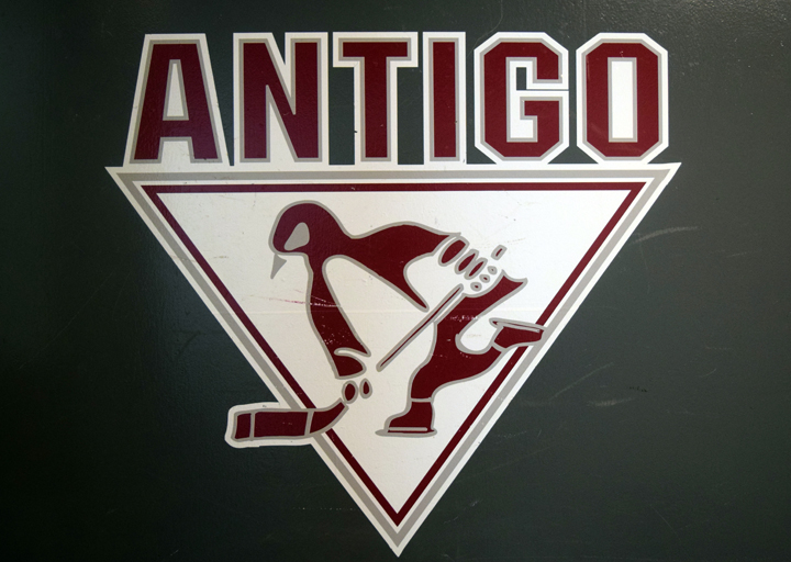 Antigo hockey beats New Richmond, Superior to end road series - Antigo Times News (registration) (blog)